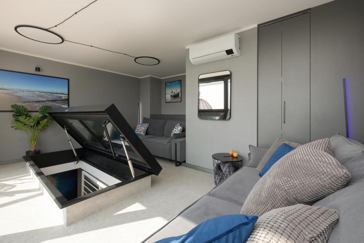 Lighthouse Luxury Penthouse - Jantar Apartamenty ムジェジノ エクステリア 写真